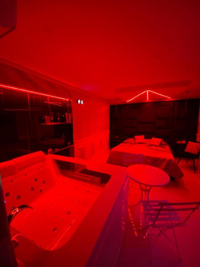 نابولي Samm B&B Porta San Gennaro المظهر الخارجي الصورة